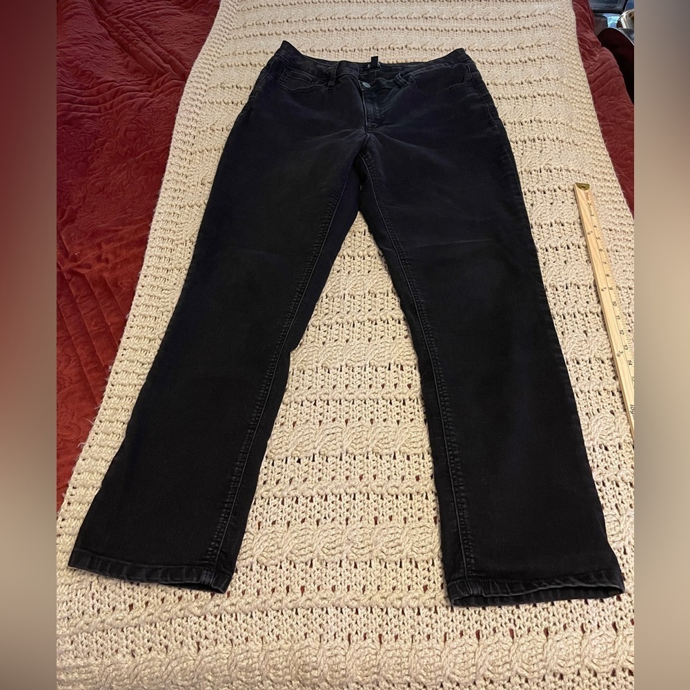 Jones New York Lexington Straight jeans Black denim women’s size 12 cotton blend